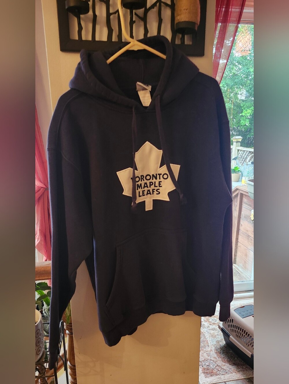 Toronto Maple Leafs Men's Navy Blue Hoodie Sweatshirt